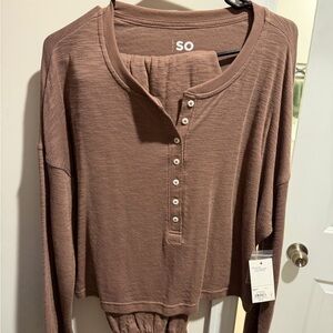 SO Women's Long Sleeve Henley Top in Dusty Mauve